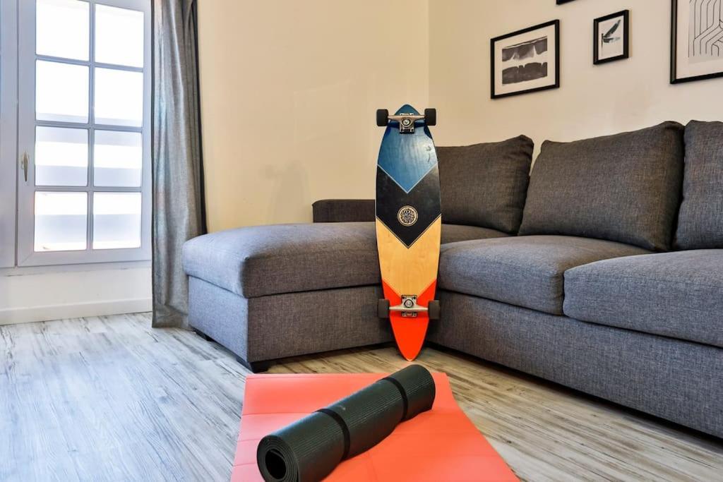 APPT COSY 2* HYPER-CENTRE à 2 pas de la plage + PARKING inclus  Les Sables-dʼOlonne Exterior foto